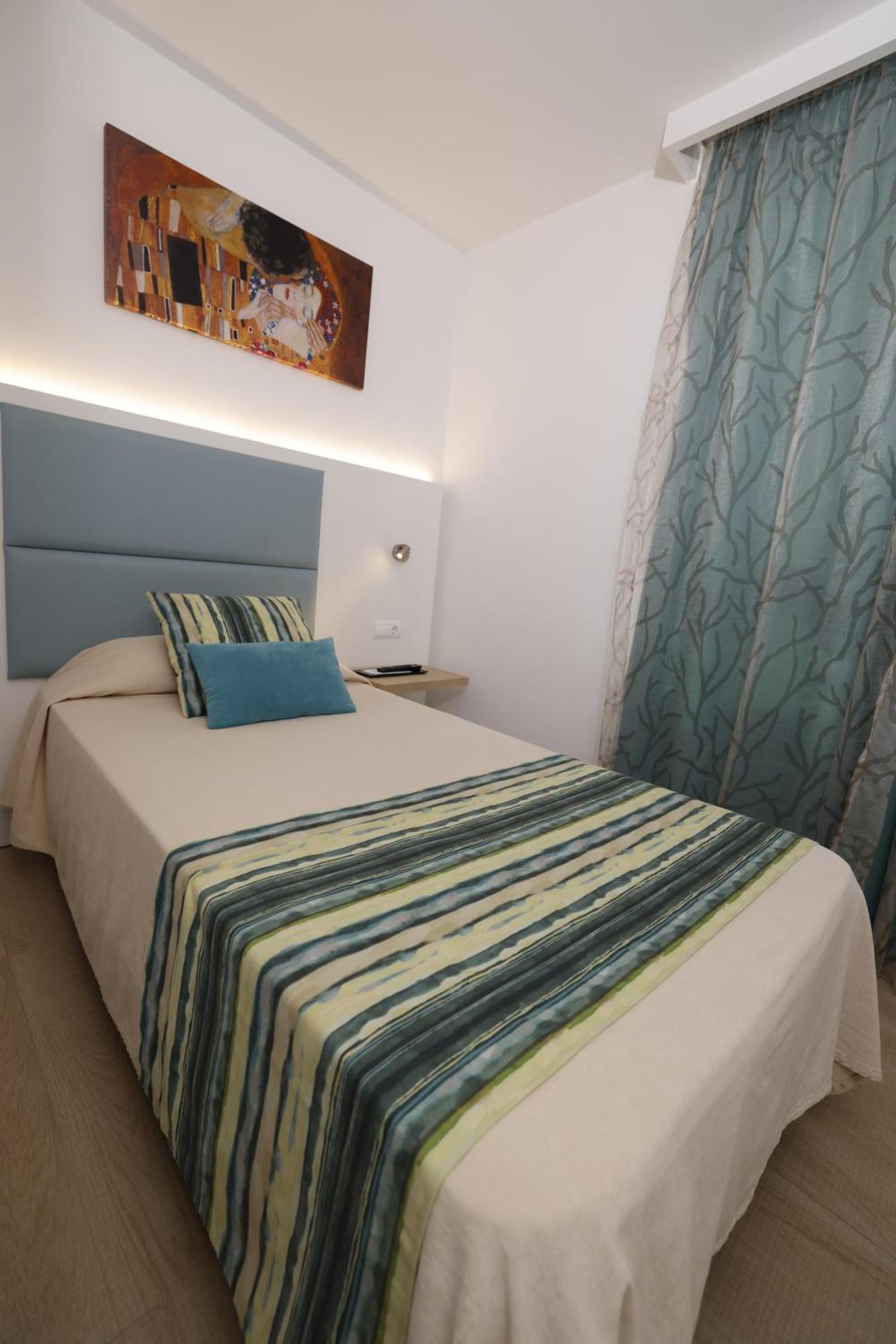 Marvell Club Hotel & Apartments San Antonio  Eksteriør billede