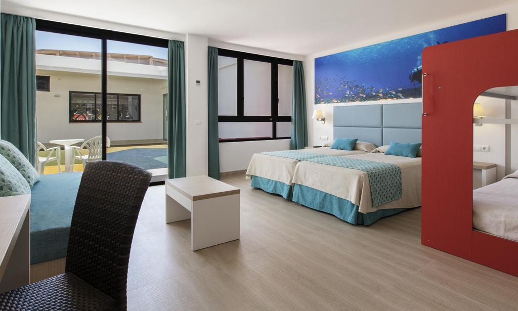 Marvell Club Hotel & Apartments San Antonio  Eksteriør billede