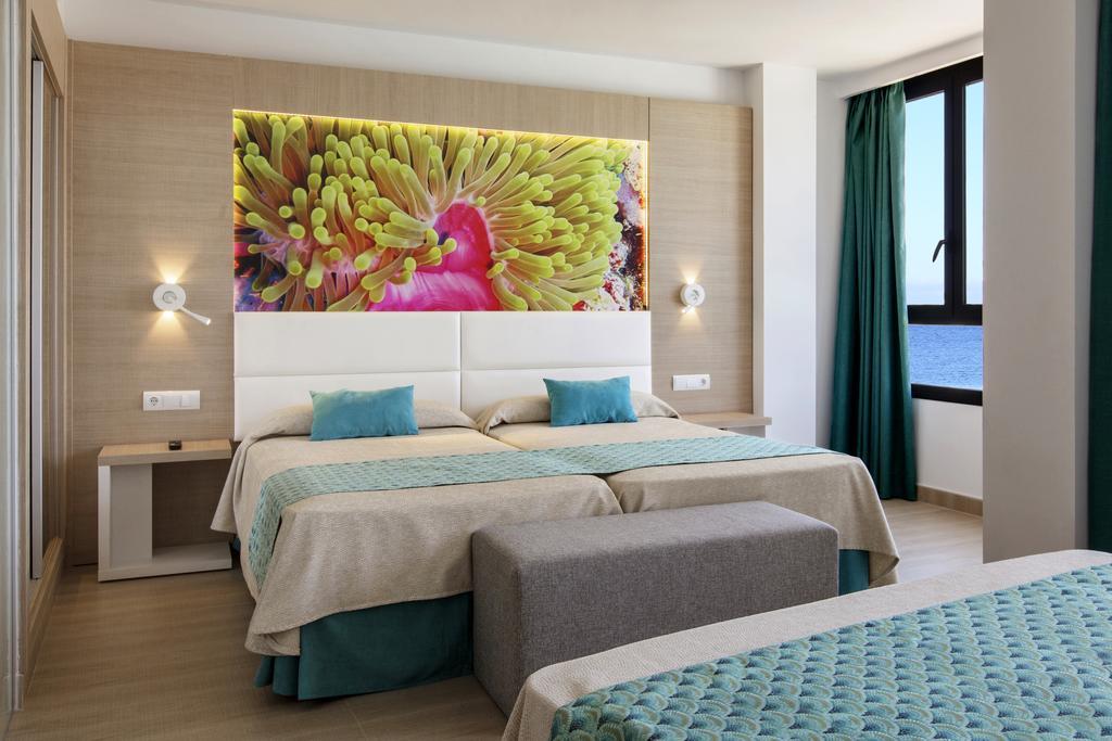 Marvell Club Hotel & Apartments San Antonio  Eksteriør billede
